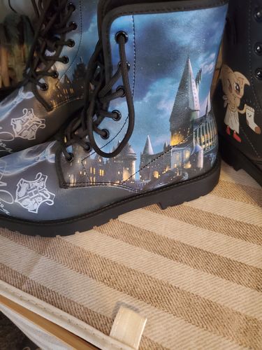 Customer photo review of Harry Potter Hogwarts School Women's Leather Boots HP0112