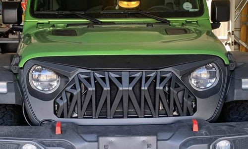 Customer photo review of Shark Grille - Matte Black (18-20 Jeep Wrangler JL & Gladiator JT)