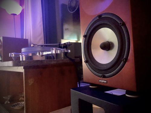 Customer photo review of DOMES 1.25" Class-A Silicone Vibration Isolation Pads Self-Adhesive