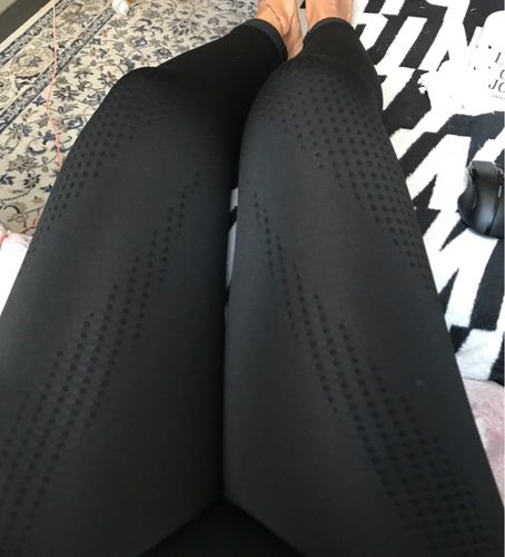 Customer photo review of Legging Sport Femme push-up taille haute™