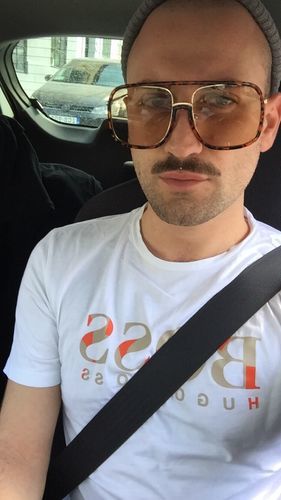 Customer photo review of Mara Sunglasses