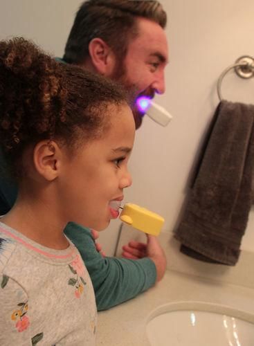 Customer photo review of Handsfree automatische tandenborstel