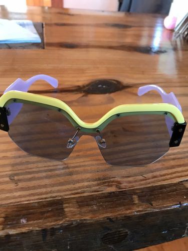 Customer photo review of Eli Sunglasses