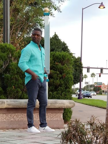 Customer photo review of Truan Sunglasses