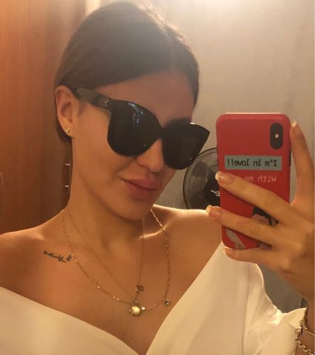 Customer photo review of Poppins Sunglasses