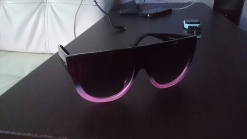 Customer photo review of Geller Sunglasses