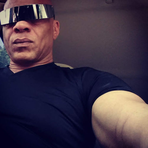 Customer photo review of The Valkyrie Sunglasses