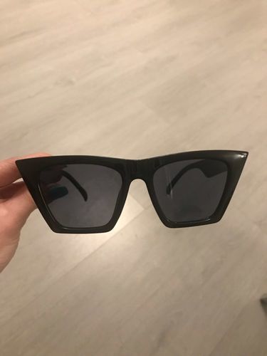 Customer photo review of Hoover Sunglasses