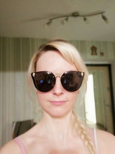 Customer photo review of Skull Sunglasses