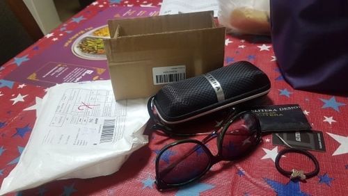 Customer photo review of Aileen Sunglasses