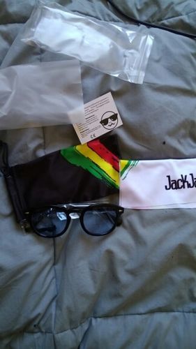 Customer photo review of Arcee Sunglasses