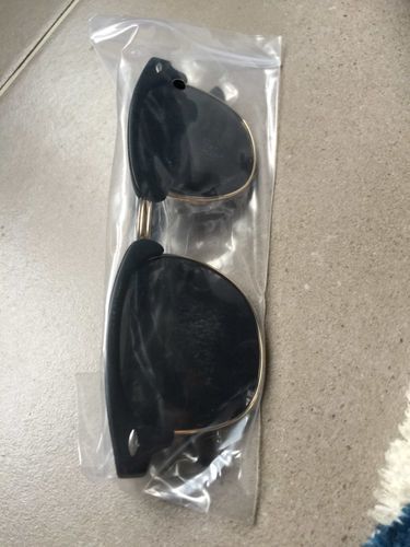 Customer photo review of Bumblebee Sunglasses