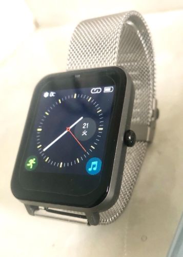 Customer photo review of Zagzog Smartwatch Z12 Pro  -  1.44インチアルミニウムケース - ゴム製バンド + ステンレススチールバンド