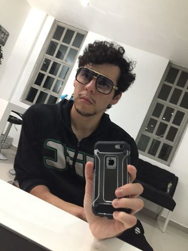 Customer photo review of Entity Sunglasses