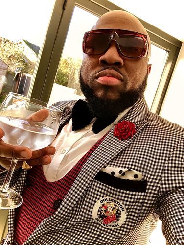 Customer photo review of Wheatley Sunglasses