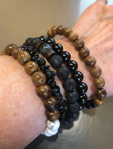 Customer photo review of Vulkanstein Armband