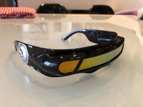 Customer photo review of Caliburst Sunglasses