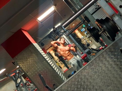 Customer photo review of Larges angles abdominaux robuste 130kg avec rembourrage doux et mousqueton de sécurité en acier