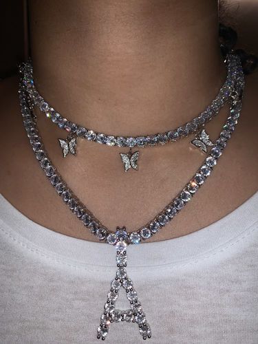 Customer photo review of BUTTERFLY CHOKER