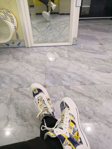 Customer photo review of Beila Fausti Sneakers