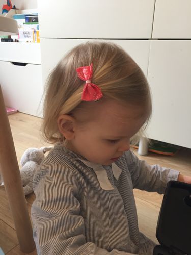 Customer photo review of Barrette Liberty of London Capel Fuschia