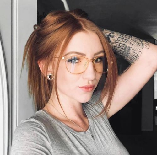 Customer photo review of Ladyboss glasses - Anti blauw licht bril