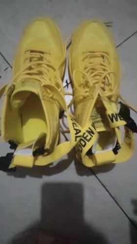 Customer photo review of Umfrey Corsi Sneakers