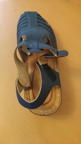 Customer photo review of Dr. CARE™ - PREMIUM ORTHOPEDIC ROUND TOE SANDALS