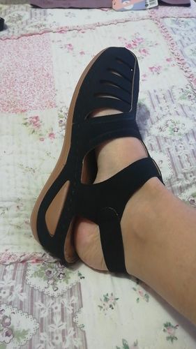 Customer photo review of Dr. CARE™ - PREMIUM ORTHOPEDIC ROUND TOE SANDALS