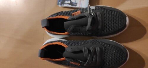 Customer photo review of Summer Breathable Mesh Casual Sneakers