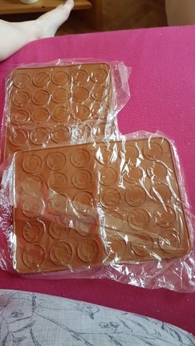 Customer photo review of Tapis pour les macarons