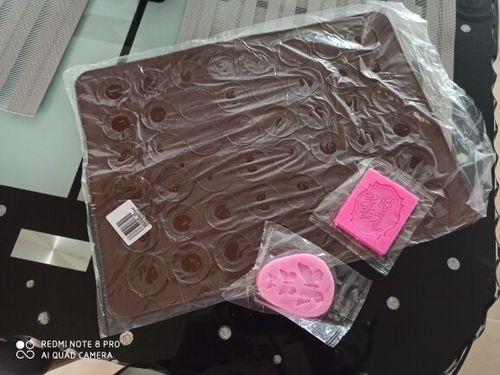 Customer photo review of Tapis pour les macarons