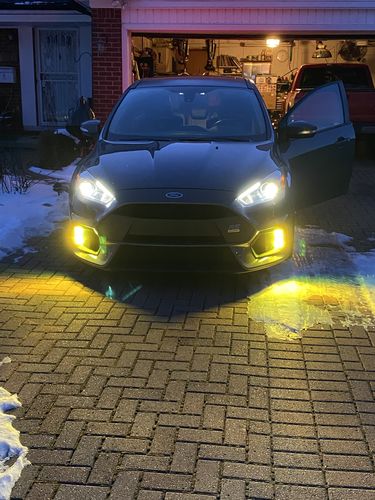Customer photo review of Ford Focus RS MK3 Fog Light Armour