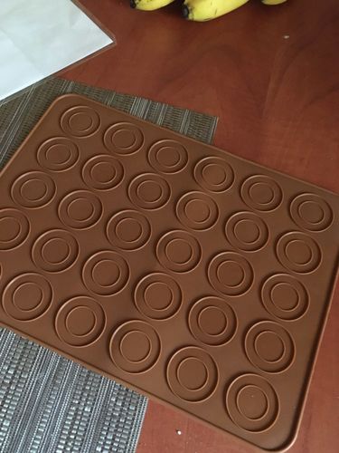 Customer photo review of Tapis pour les macarons