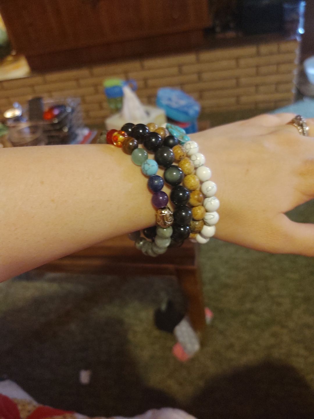 Customer photo review of 7 Chakra Labradorite Bracelet