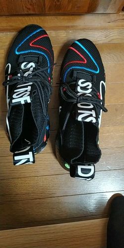 Customer photo review of Nicias Merode Sneakers