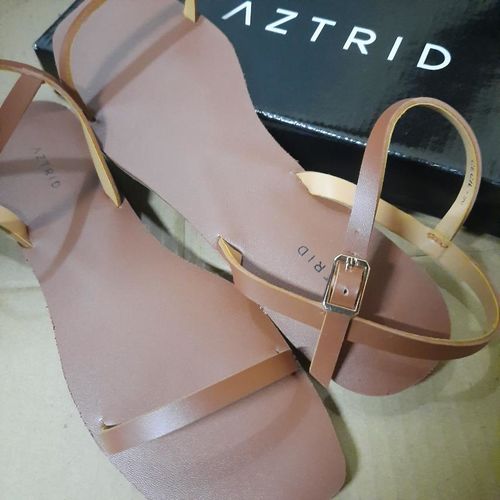 Customer photo review of Cecil Tan