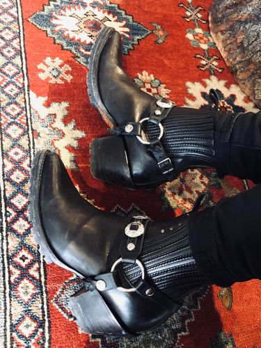Customer photo review of No.1001 FREEWAY chelsea boot sigil alta