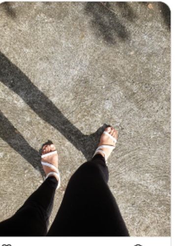 Customer photo review of Lili White