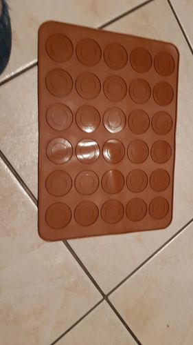 Customer photo review of Tapis pour les macarons