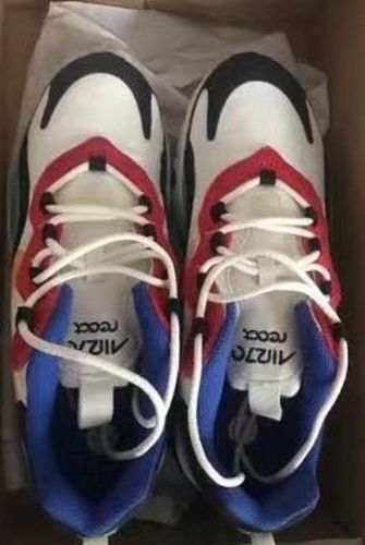 Customer photo review of Balesio Picard Sneakers