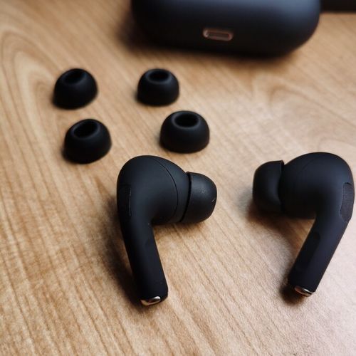 Customer photo review of BlxckPods Pro