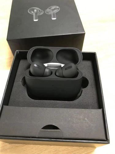 Customer photo review of BlxckPods Pro