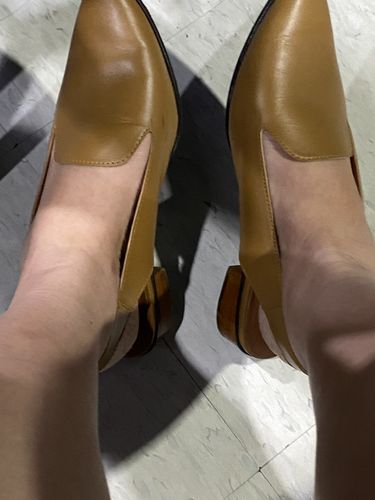 Customer photo review of Adara Oak Buff