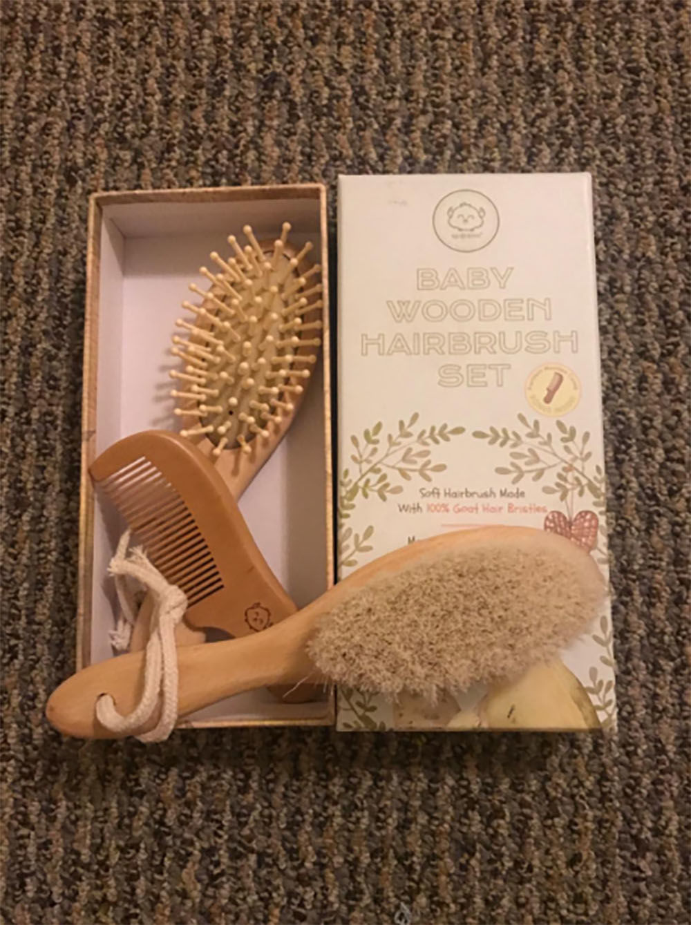 Customer photo review of Baby Hair Brush and Comb Set