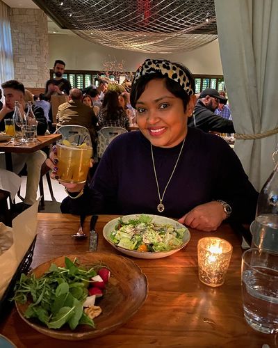 Customer photo review of SNOW LEOPARD KNOTTED HEADBAND