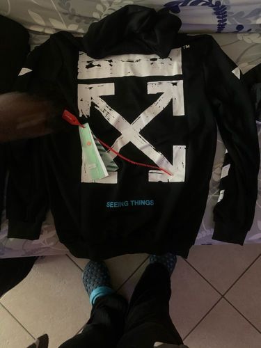 Customer photo review of Noe Vittori Hoodie