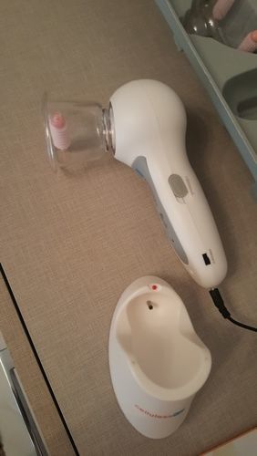 Flavia R. review of Aparelho Portátil POWERFUL CELLULITE REDUCER