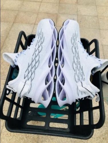 Customer photo review of Eggen Aistulf Sneakers