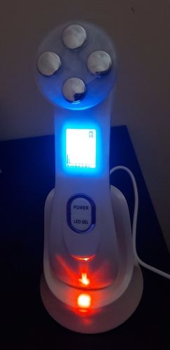 Customer photo review of EverBelle 5 in 1 LED Skin Tightening (50% OFF)
